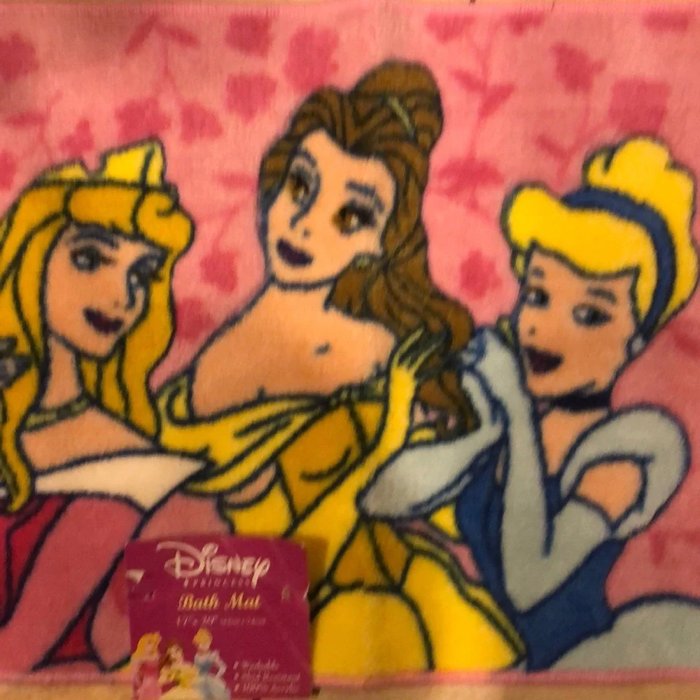 Mat bath Disney Princesses new 17” x 29” Jay Franco and Sons Inc acrylic